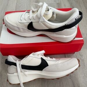 Nike Waffle Debut NEW in Box